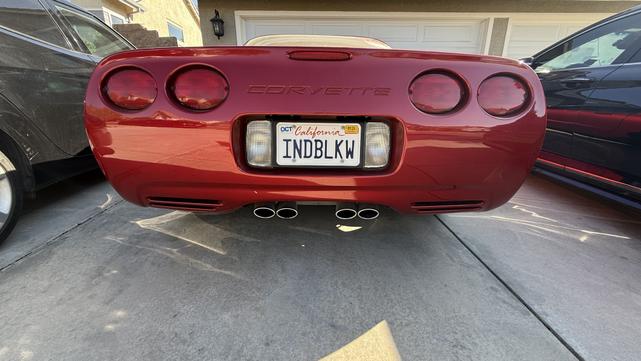 Photo of 2004 Red Chevrolet Corvette