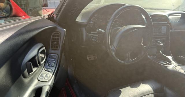 Photo of 2004 Red Chevrolet Corvette