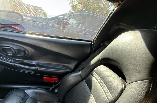 Photo of 2004 Red Chevrolet Corvette