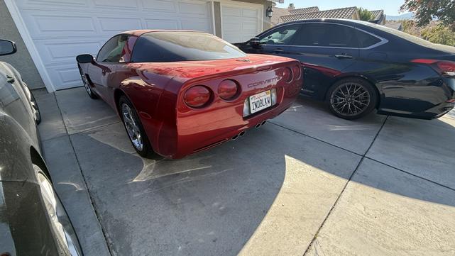 Photo of 2004 Red Chevrolet Corvette