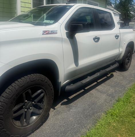 Photo of 2021 White Chevrolet Silverado 1500