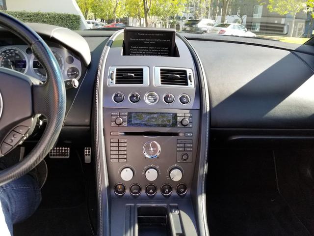 Photo of 2007 Black Aston Martin V8 Vantage