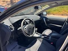 Photo of 2012 Black Nissan Rogue