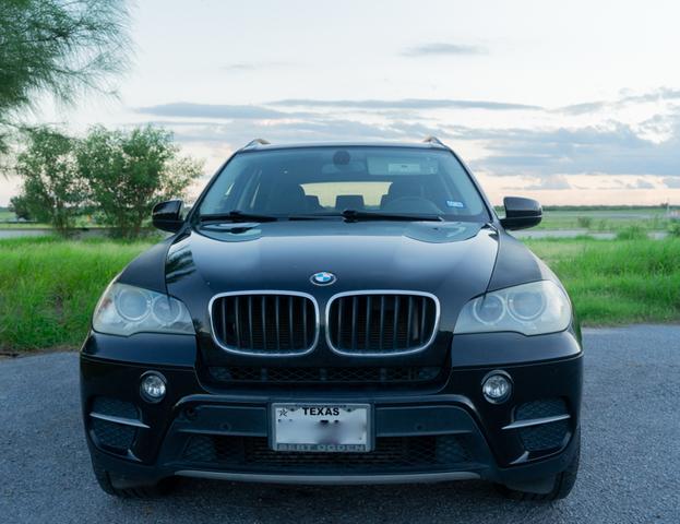 Photo of 2013 Black BMW X5