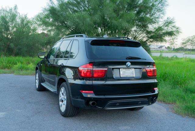 Photo of 2013 Black BMW X5