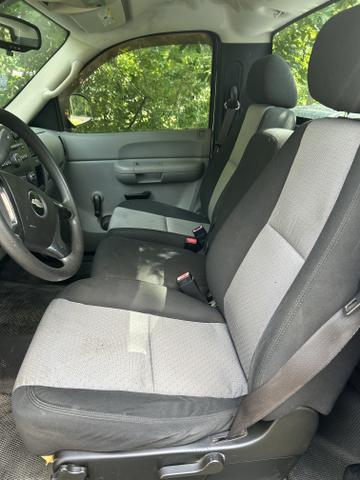 Photo of 2009 White Chevrolet Silverado 1500