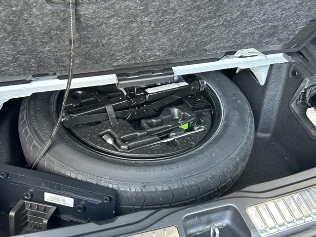 Photo of 2021 White Mercedes-Benz GLS 450