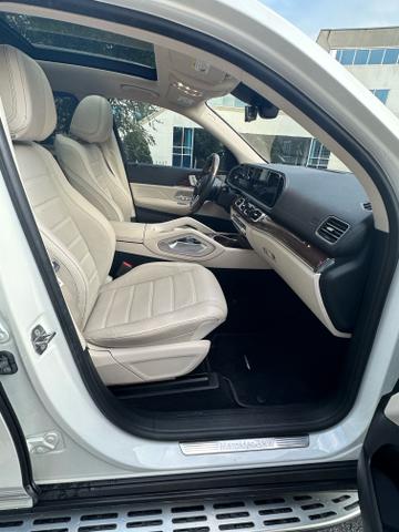 Photo of 2021 White Mercedes-Benz GLS 450