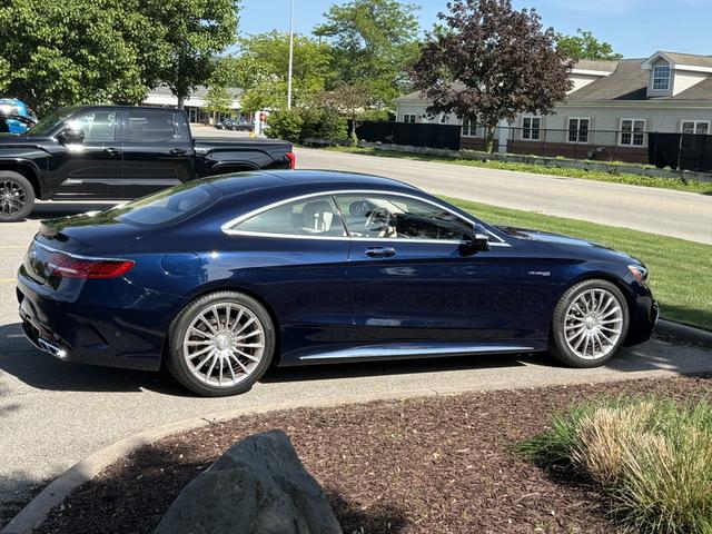 Photo of 2019 Blue Mercedes-Benz AMG S 63