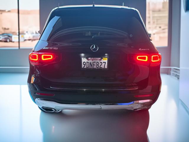 Photo of 2022 Beige Mercedes-Benz GLB 250