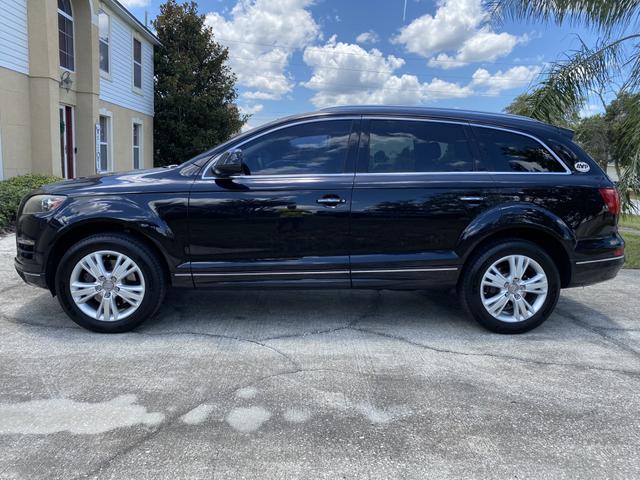 Photo of 2011 Black Audi Q7