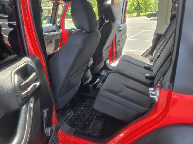 Photo of 2017 Red Jeep Wrangler Unlimited