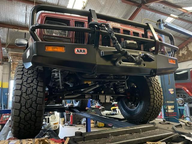 Photo of 2001 Red Jeep Cherokee