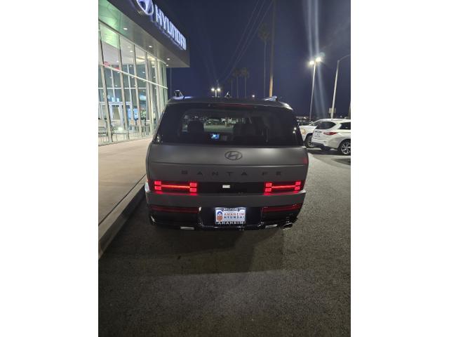 Photo of 2024 Gray Hyundai SANTA FE