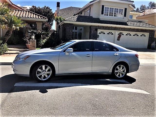 Photo of 2009 Silver Lexus ES 350