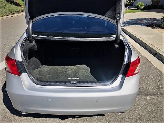 Photo of 2009 Silver Lexus ES 350