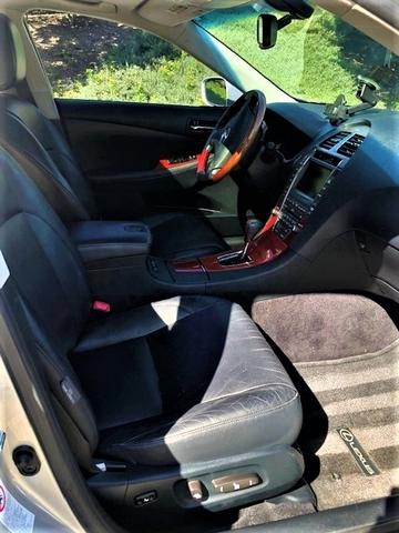 Photo of 2009 Silver Lexus ES 350