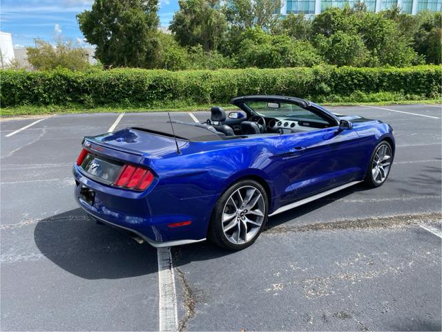 Photo of 2015 Blue Ford Mustang