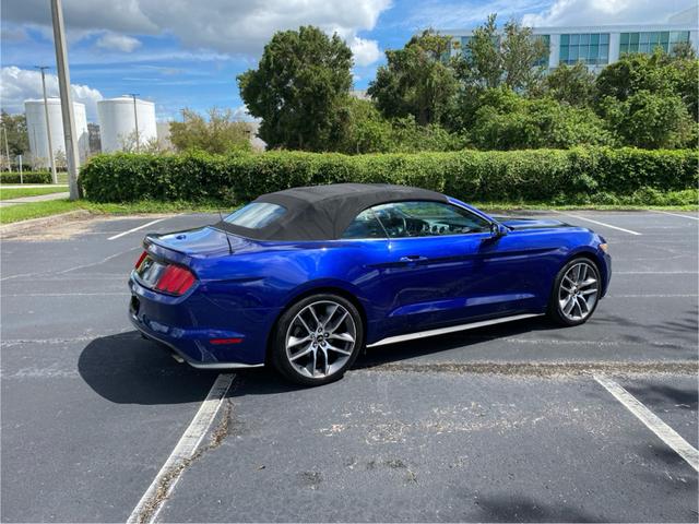 Photo of 2015 Blue Ford Mustang
