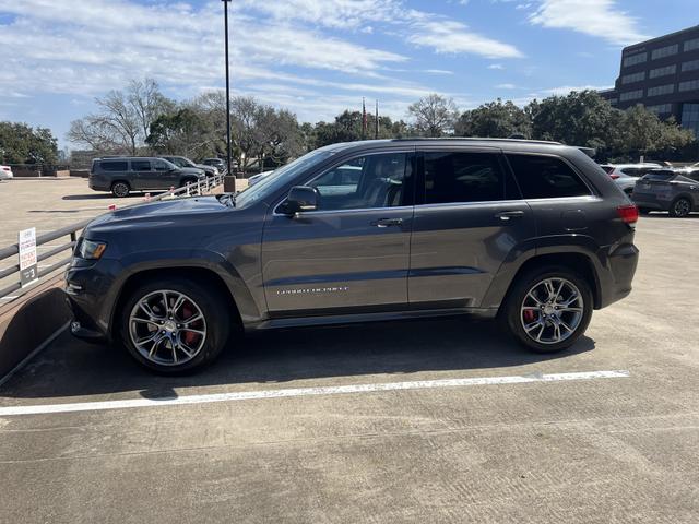 Photo of 2015 Gray Jeep Grand Cherokee