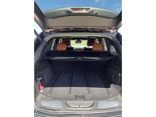 Photo of 2015 Gray Jeep Grand Cherokee