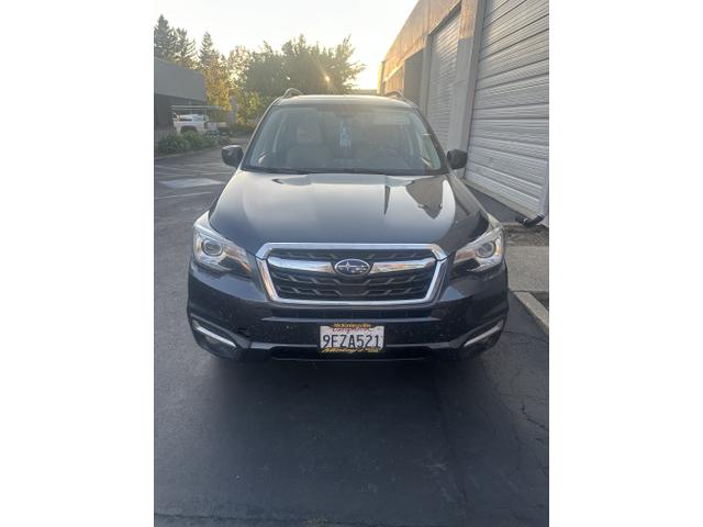 Photo of 2018 Gray Subaru Forester