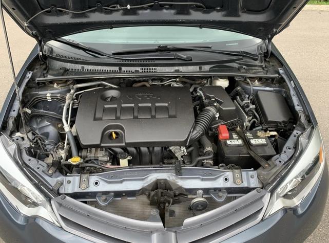Photo of 2016 Gray Toyota Corolla