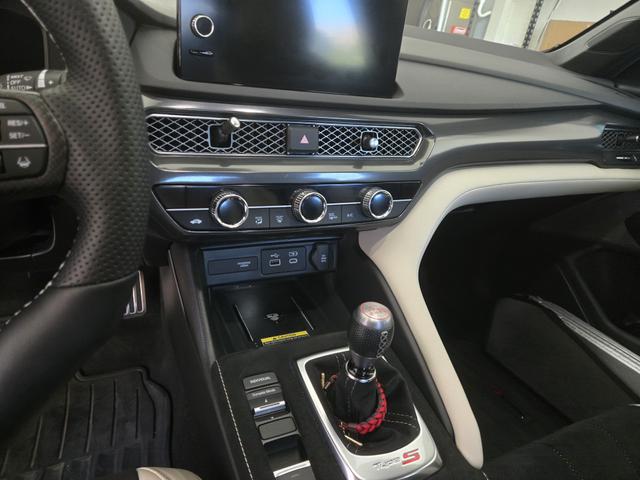 Photo of 2024 Blue Acura Integra