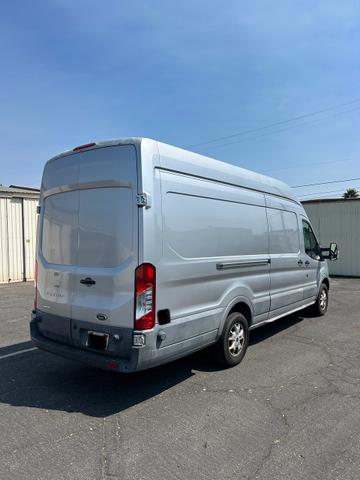 Photo of 2016 Silver Ford Transit-250