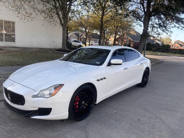 Photo of 2014 White Maserati Quattroporte