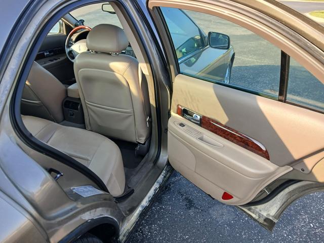 Photo of 2001 Gold Lincoln LS