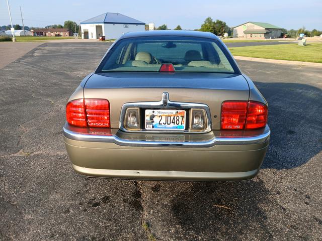 Photo of 2001 Gold Lincoln LS