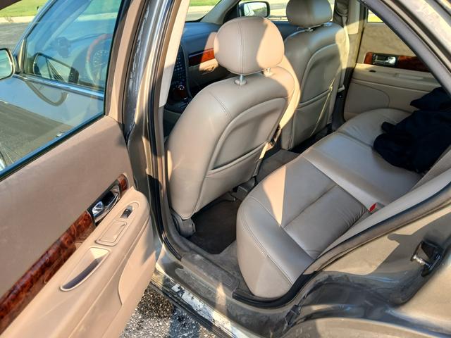 Photo of 2001 Gold Lincoln LS