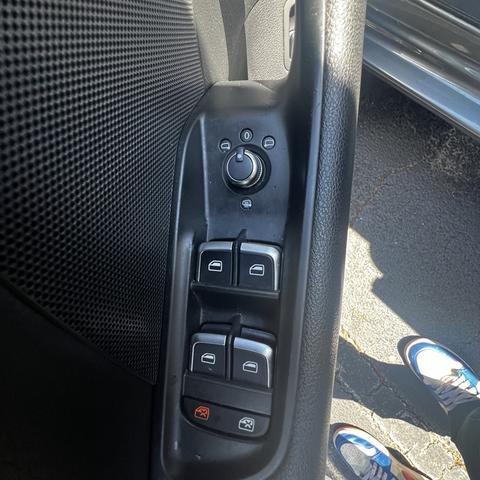 Photo of 2016 Gray Audi A3
