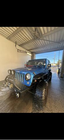 Photo of 2015 Blue Jeep Wrangler