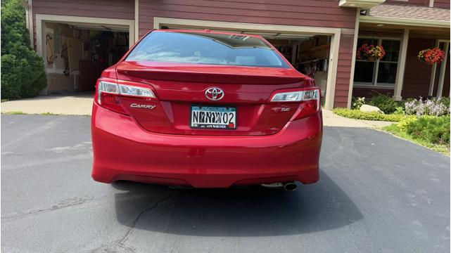 Photo of 2014 Red Toyota Camry