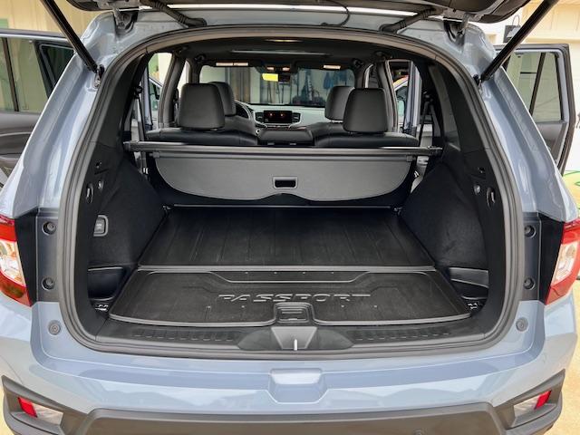 Photo of 2024 Gray Honda Passport