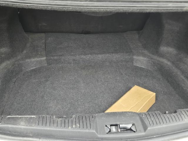 Photo of 2010 Silver Lincoln MKS