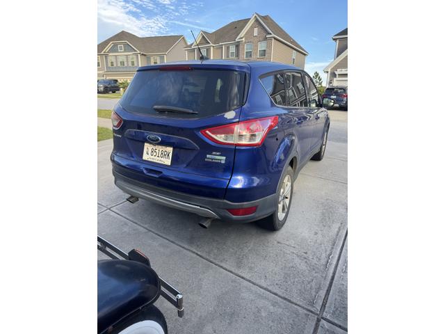 Photo of 2014 Blue Ford Escape