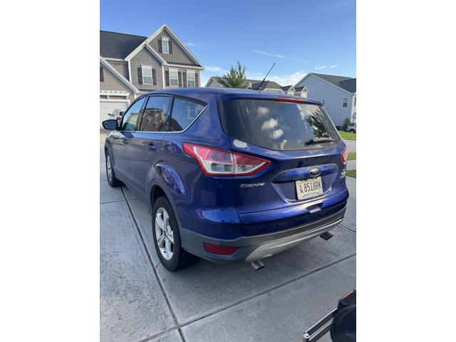 Photo of 2014 Blue Ford Escape