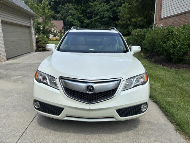 Photo of 2015 White Acura RDX