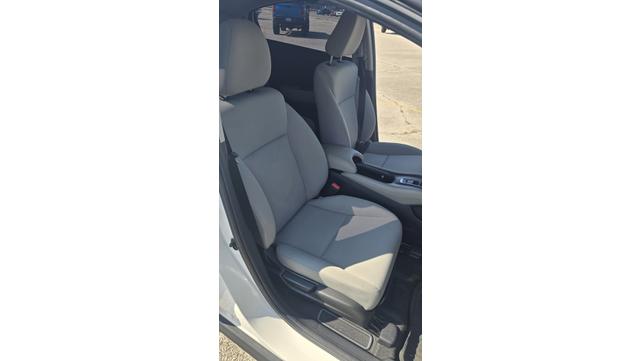 Photo of 2022 White Honda HR-V