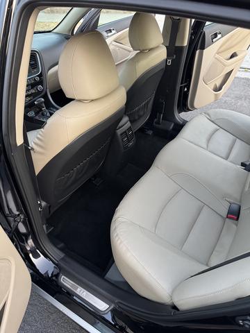 Photo of 2015 Black Kia Optima Hybrid