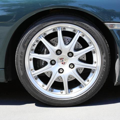 Photo of 2003 Green Porsche 911