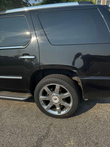 Photo of 2009 Black Cadillac Escalade