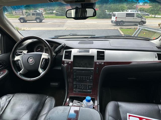 Photo of 2009 Black Cadillac Escalade