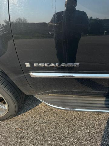 Photo of 2009 Black Cadillac Escalade