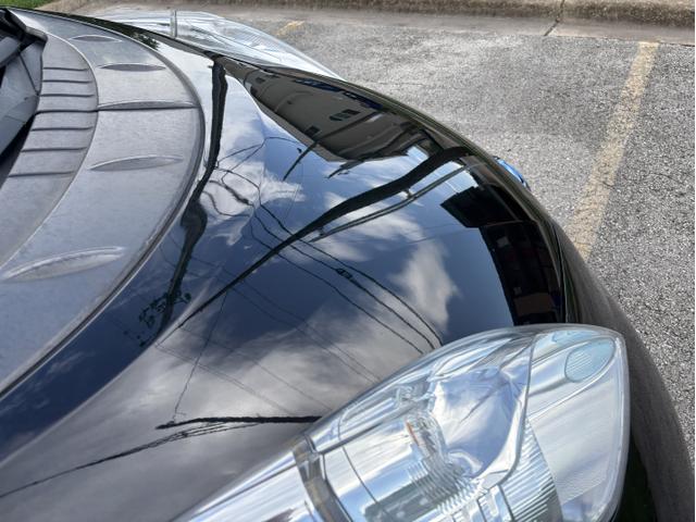 Photo of 2017 Black Nissan Leaf