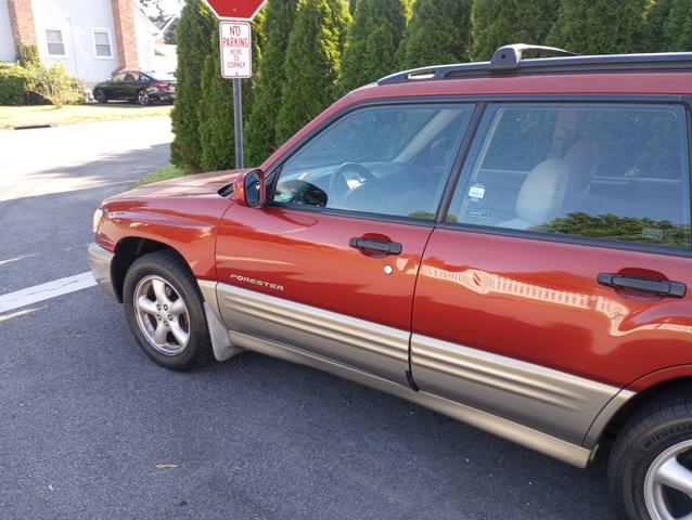 Photo of 2001 Red Subaru Forester