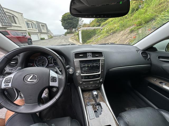 Photo of 2011 Silver Lexus IS 250